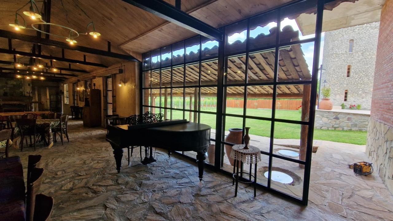 Giorgi Ushikishvilis Chateau-Marani Akhmeta Bagian luar foto